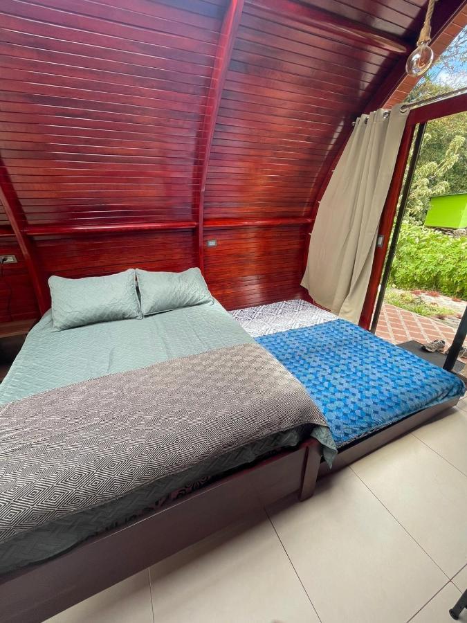 Hotel Glamping Campo Alegre à Cartago Extérieur photo